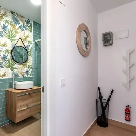 Piso Renovado Cerca Del Ayuntamiento Y Del Metro Apartmán *