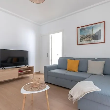 Apartmán Piso Renovado Cerca Del Ayuntamiento Y Del Metro *