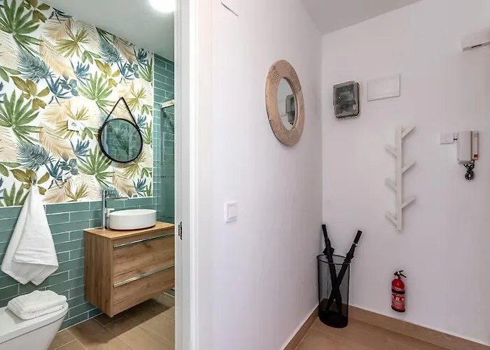 Piso Renovado Cerca Del Ayuntamiento Y Del Metro Appartement *