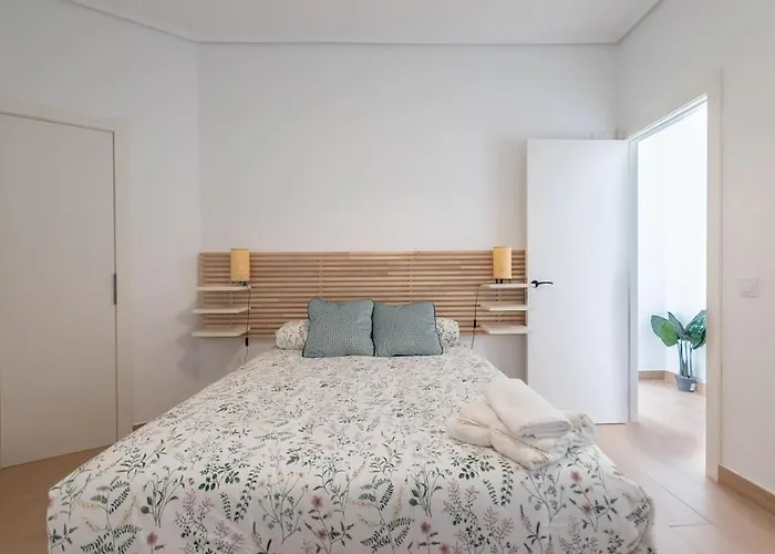 Appartement Piso Renovado Cerca Del Ayuntamiento Y Del Metro *