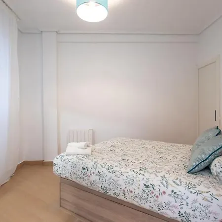 Apartment Piso Renovado Cerca Del Ayuntamiento Y Del Metro *