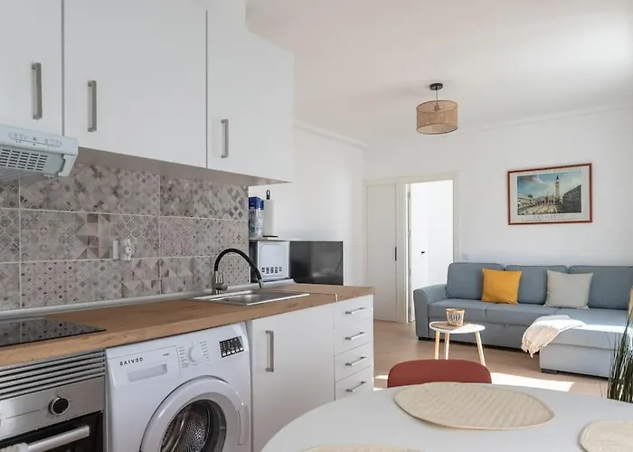 Piso Renovado Cerca Del Ayuntamiento Y Del Metro Lejlighed Bilbao